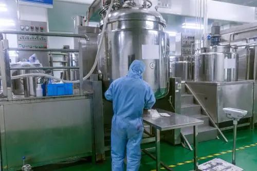 制藥廠(chǎng)廢氣、污水除臭難題，就讓潔匠凈化·的凈除臭劑來(lái)處理！.jpg